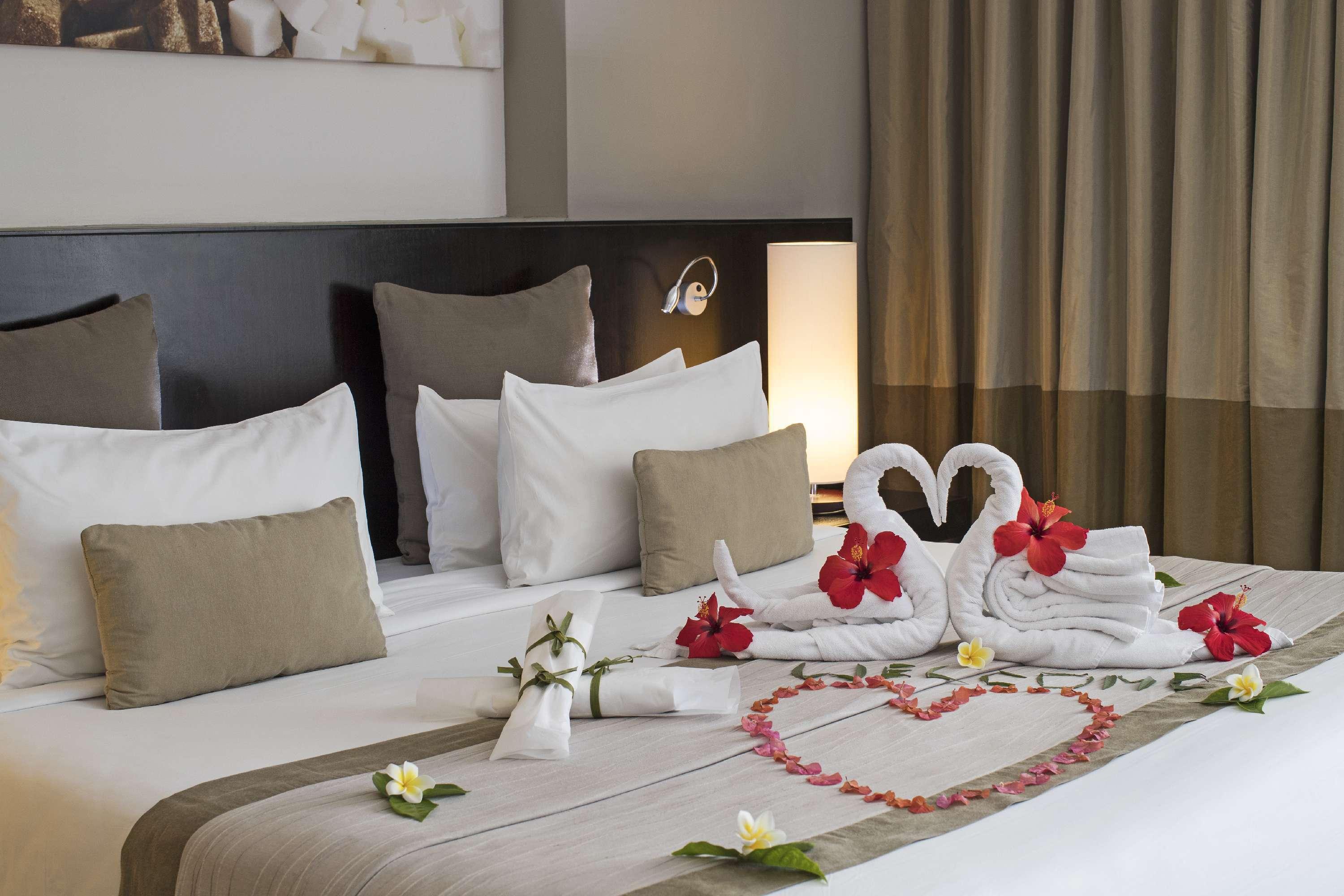 Crystals Beach Resort Belle Mare, A Member Of Radisson Individuals Palmar Экстерьер фото